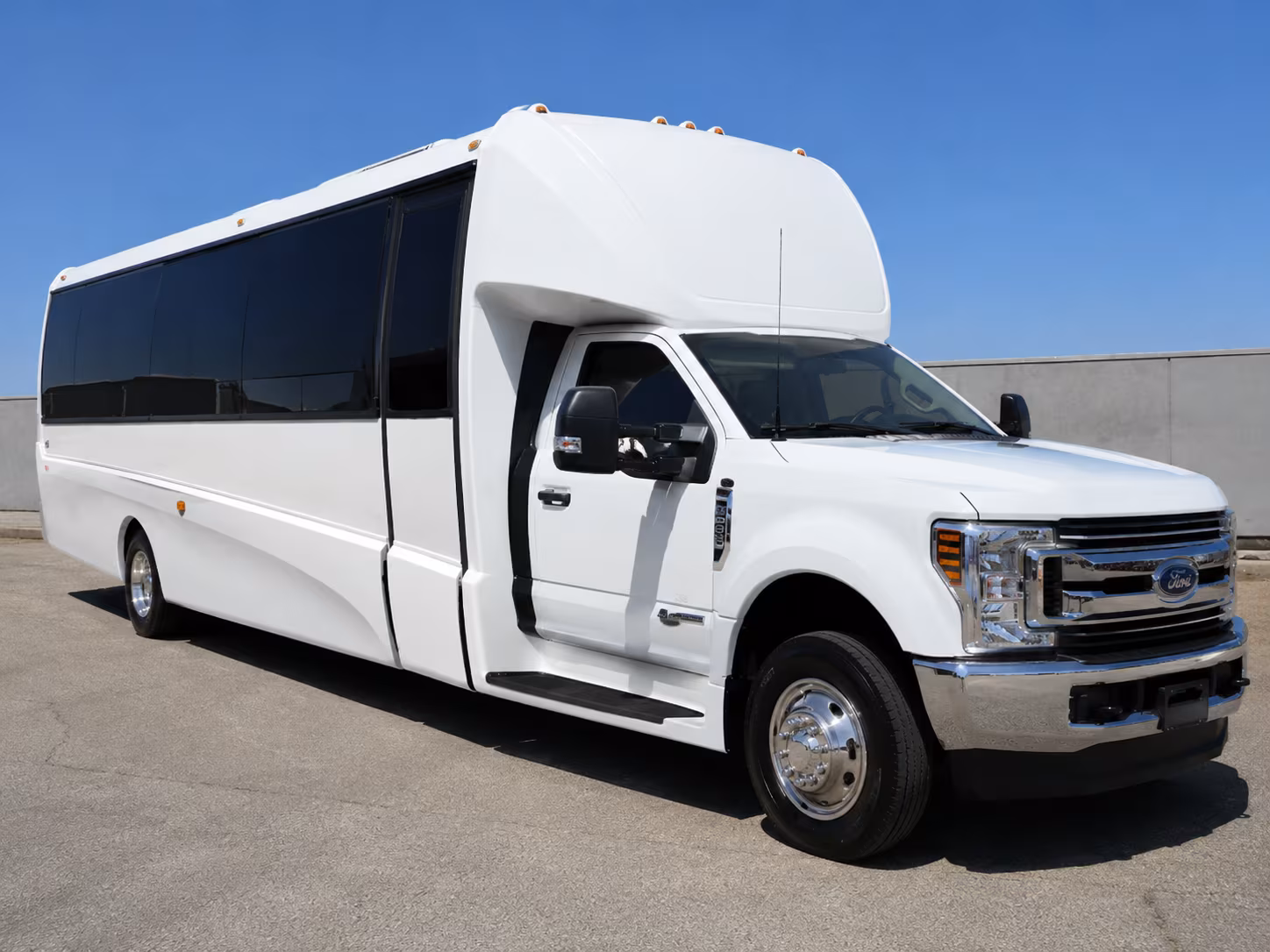 buses for zoo miami and south florida wildlife field trips