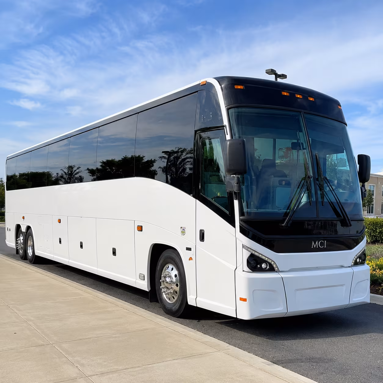 charter bus rentals for davie employers moving teams between multiple sites