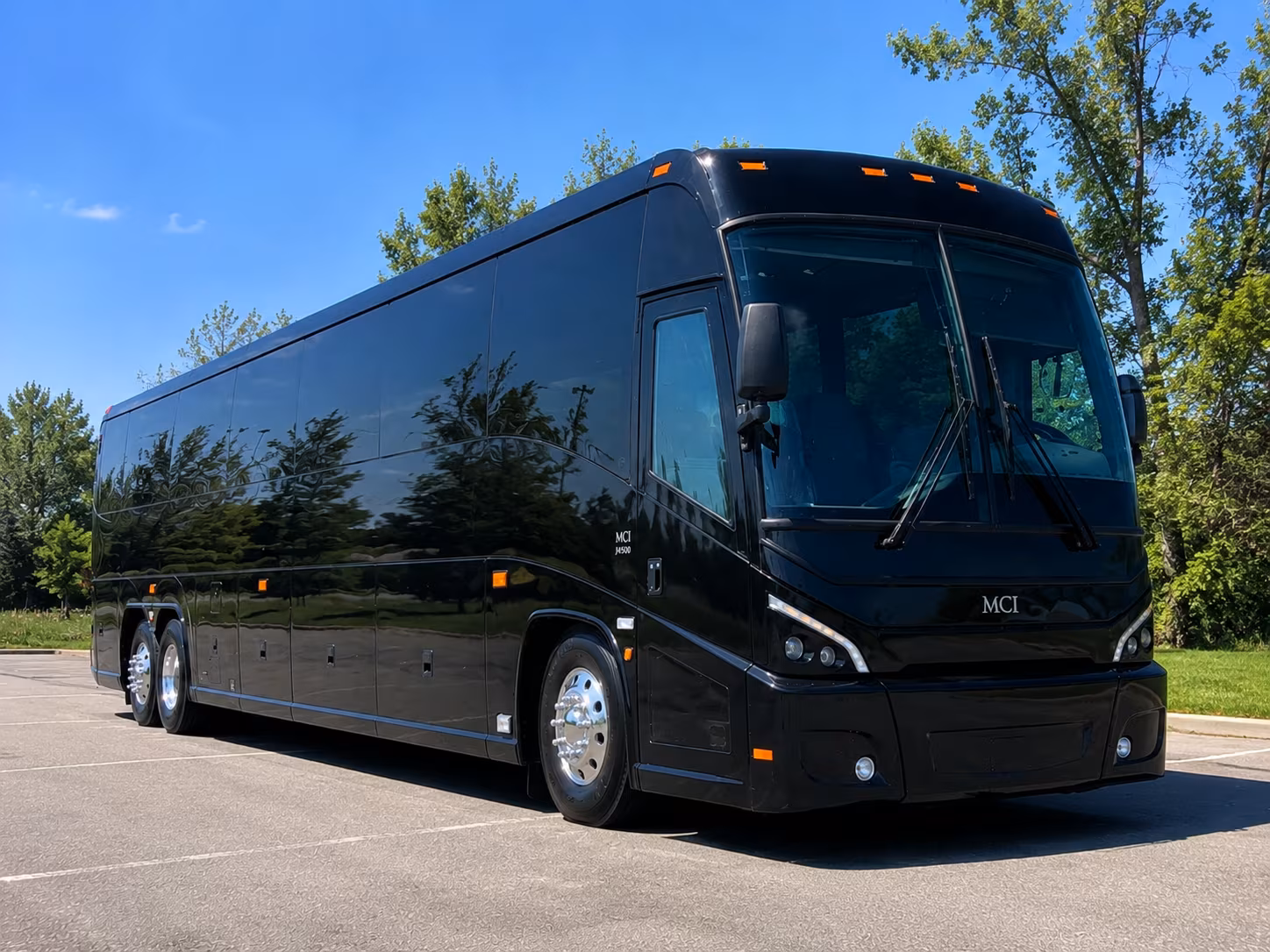 charter buses for nova southeastern university events and campus transportation