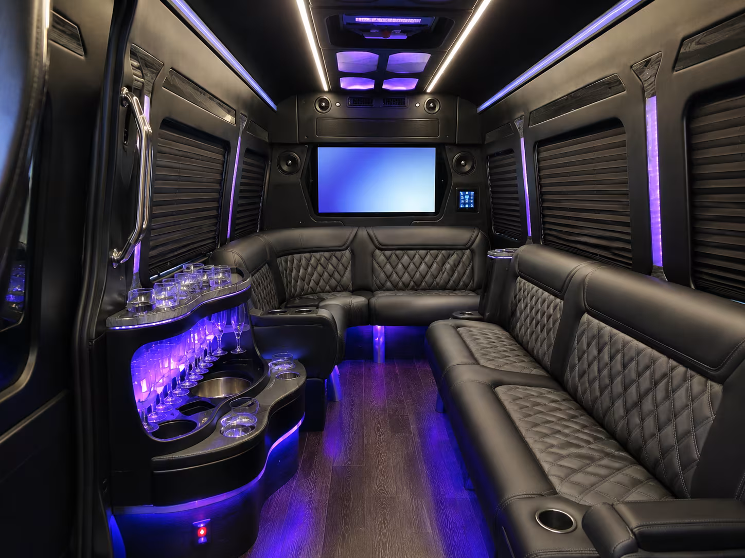 convention and conference shuttle buses serving broward county from davie