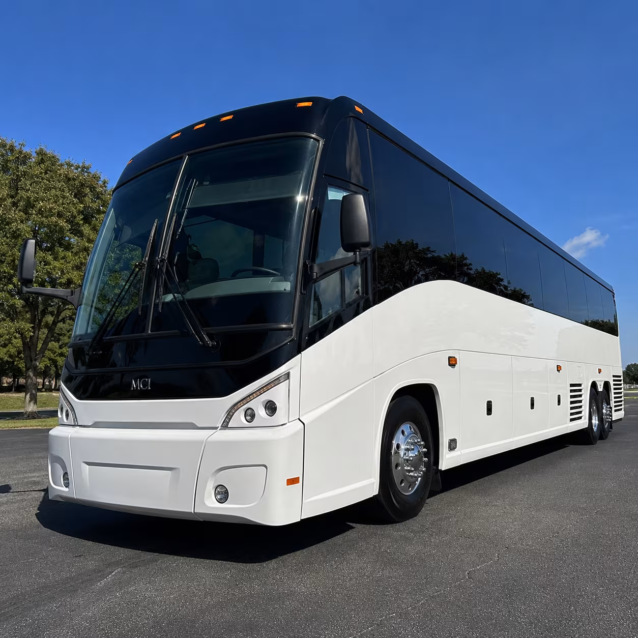 daily commuter shuttle buses for davie s corporate parks and office corridors
