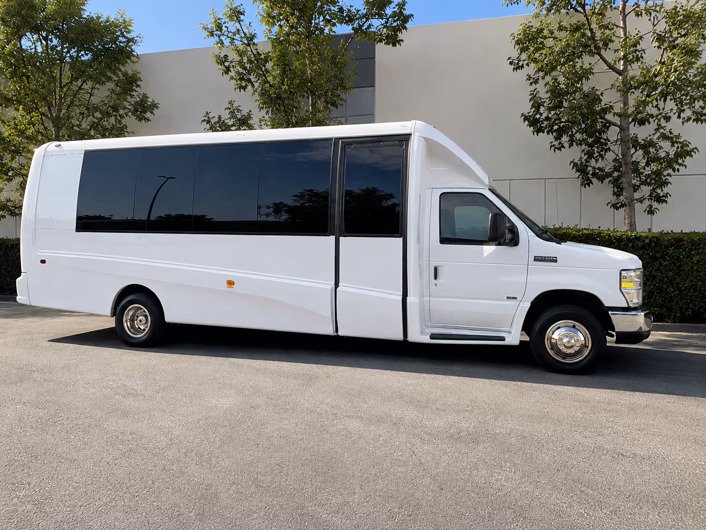 find the perfect transportation for your next private event 3