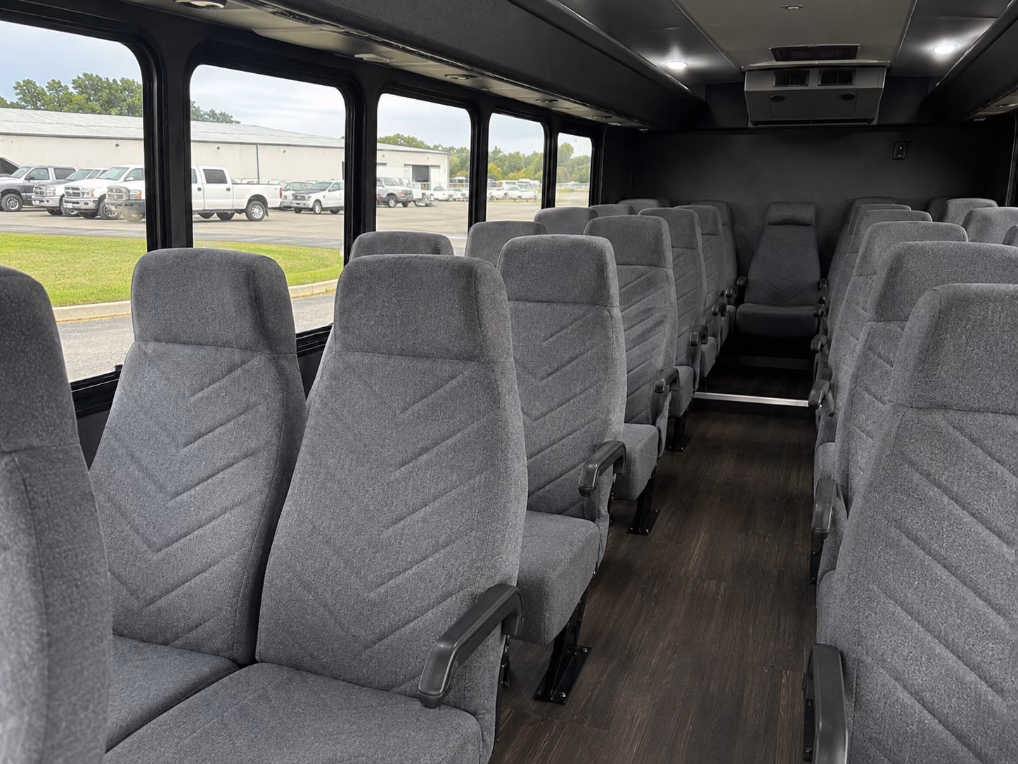 minibus rentals for davie bridal party transportation